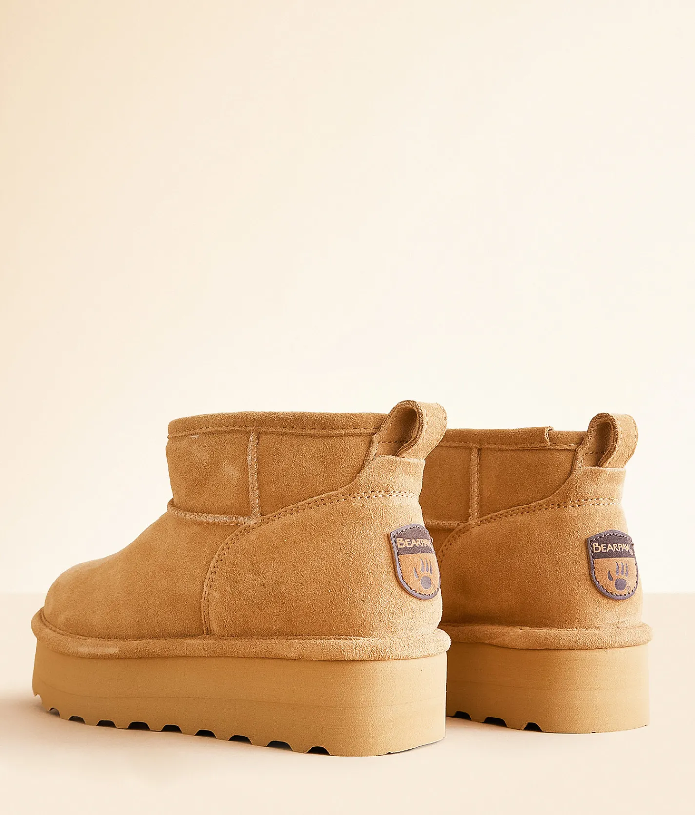 Bearpaw Retro Shorty Platform Leather Ankle Boot Iced Coffee Solid Clearance
