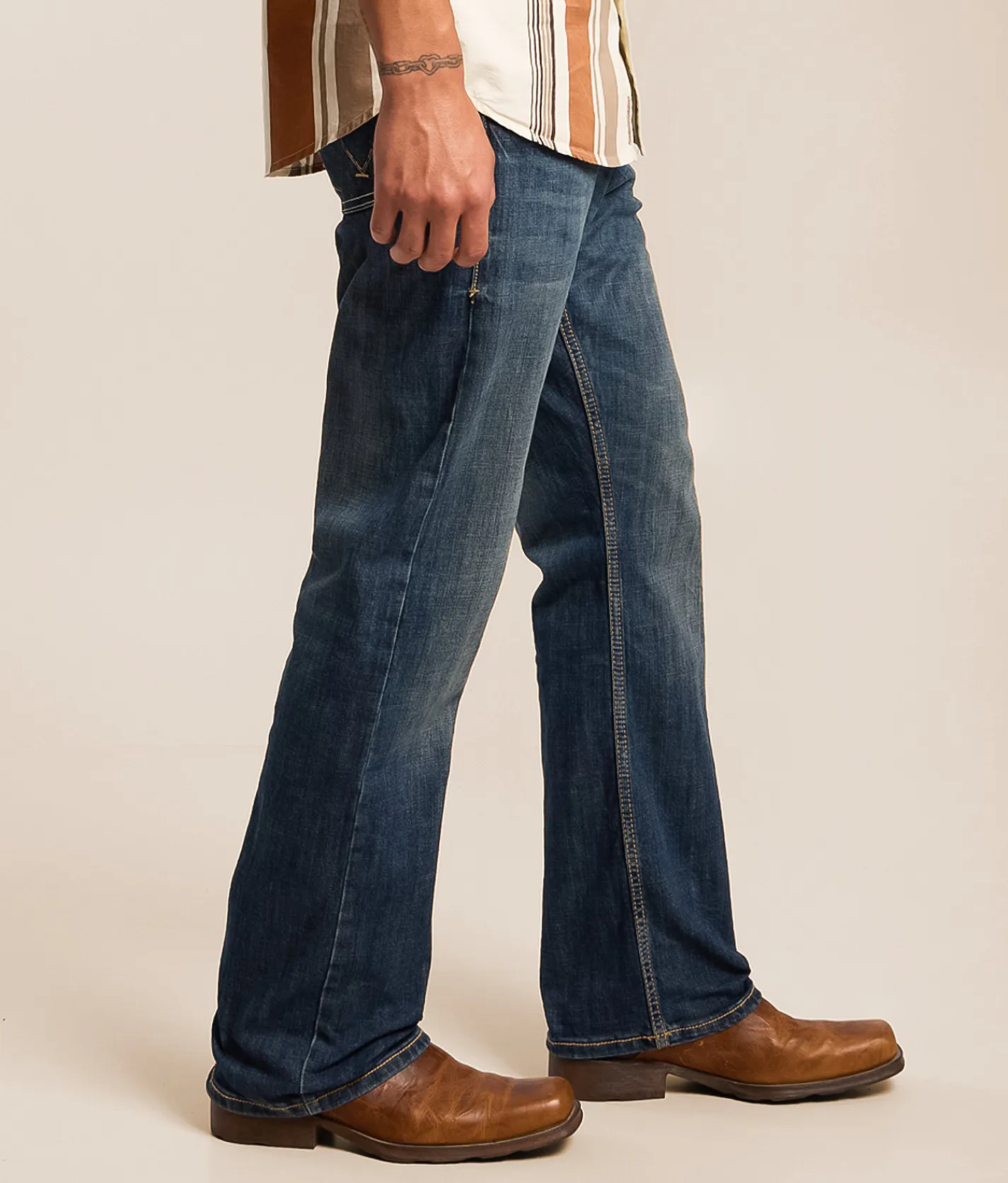 Wrangler® Retro Slim Boot Stretch Jean Layton Online