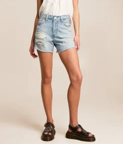 Bottoms|Shorts | Levi's® Ribcage Short Been There