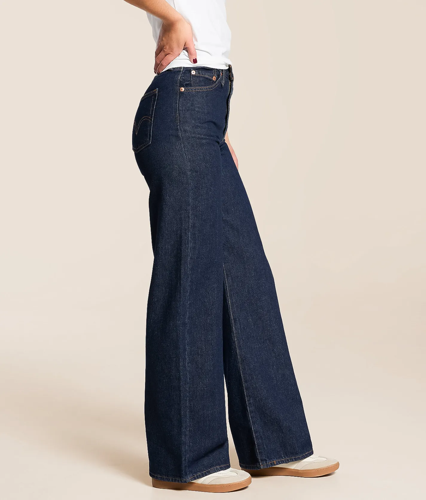 Jeans|Bottoms | Levi's® Ribcage Wide Leg Jean Shaded View