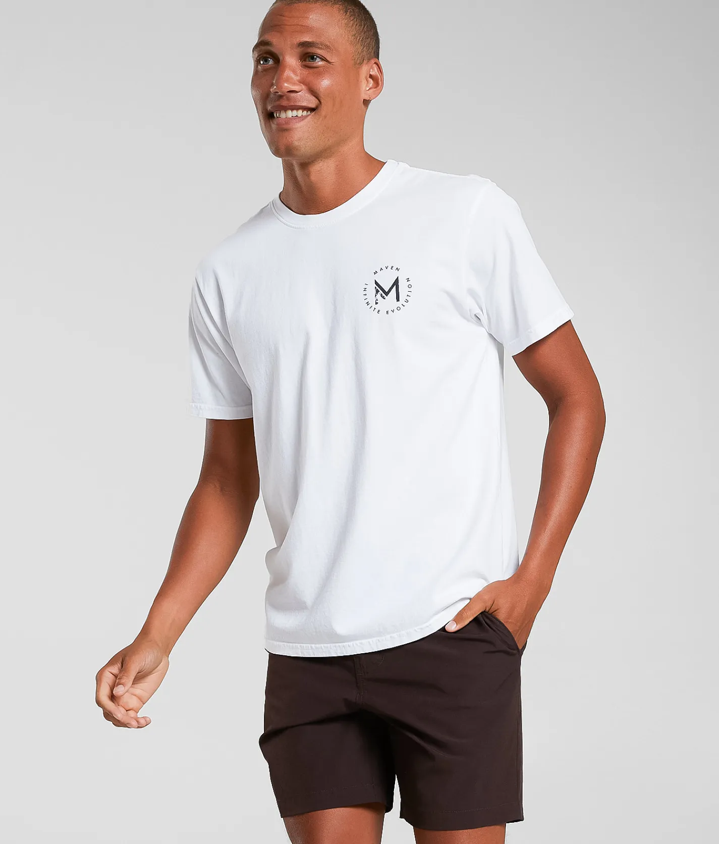 Maven Co-op Ring Leader T-Shirt White New