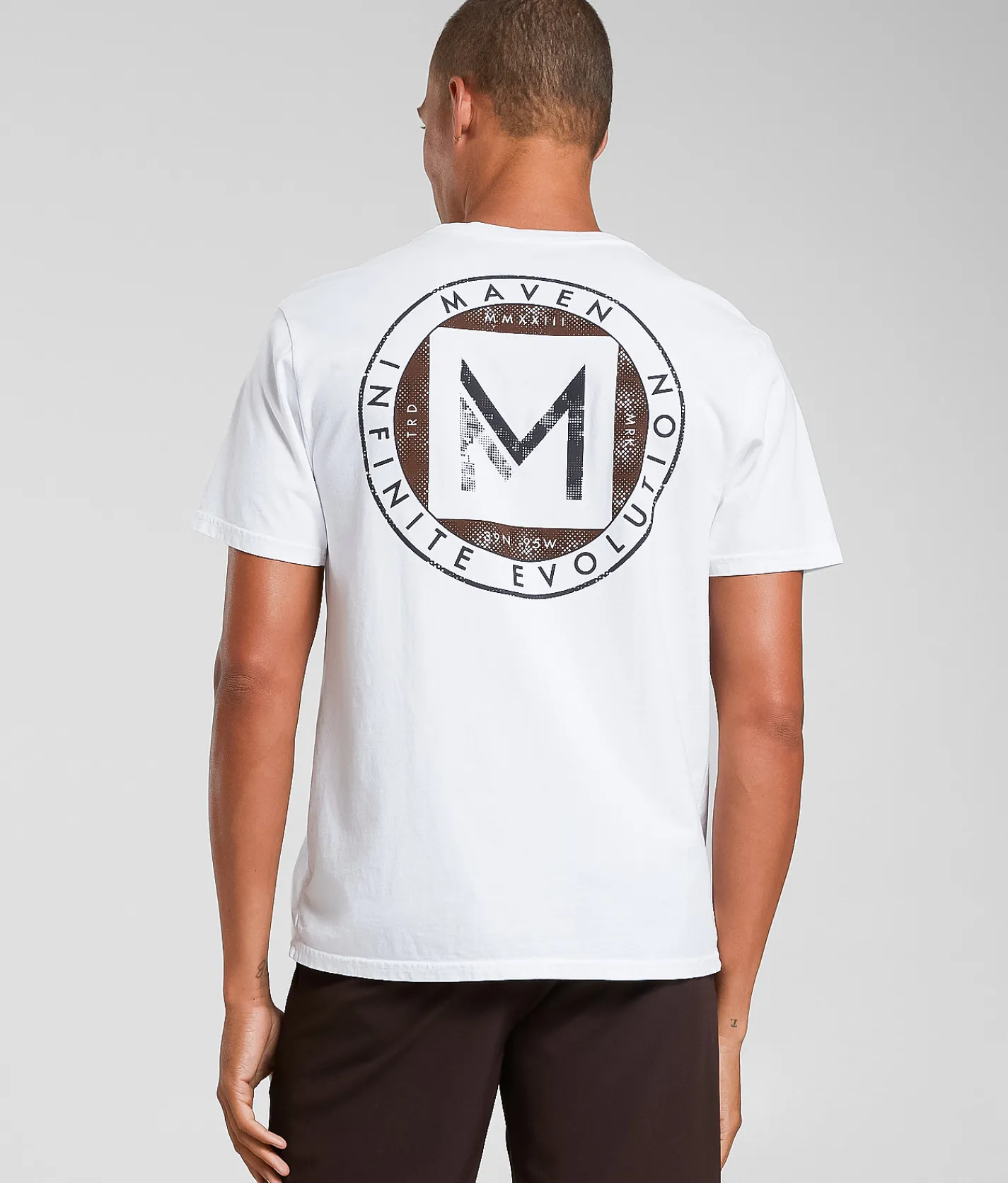 Maven Co-op Ring Leader T-Shirt White New