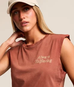 Modish Rebel Road Trip Always Exploring Tank Top Washed Red
