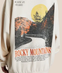 Modish Rebel Rocky Mountain Oversized Pullover Sandshell Hot