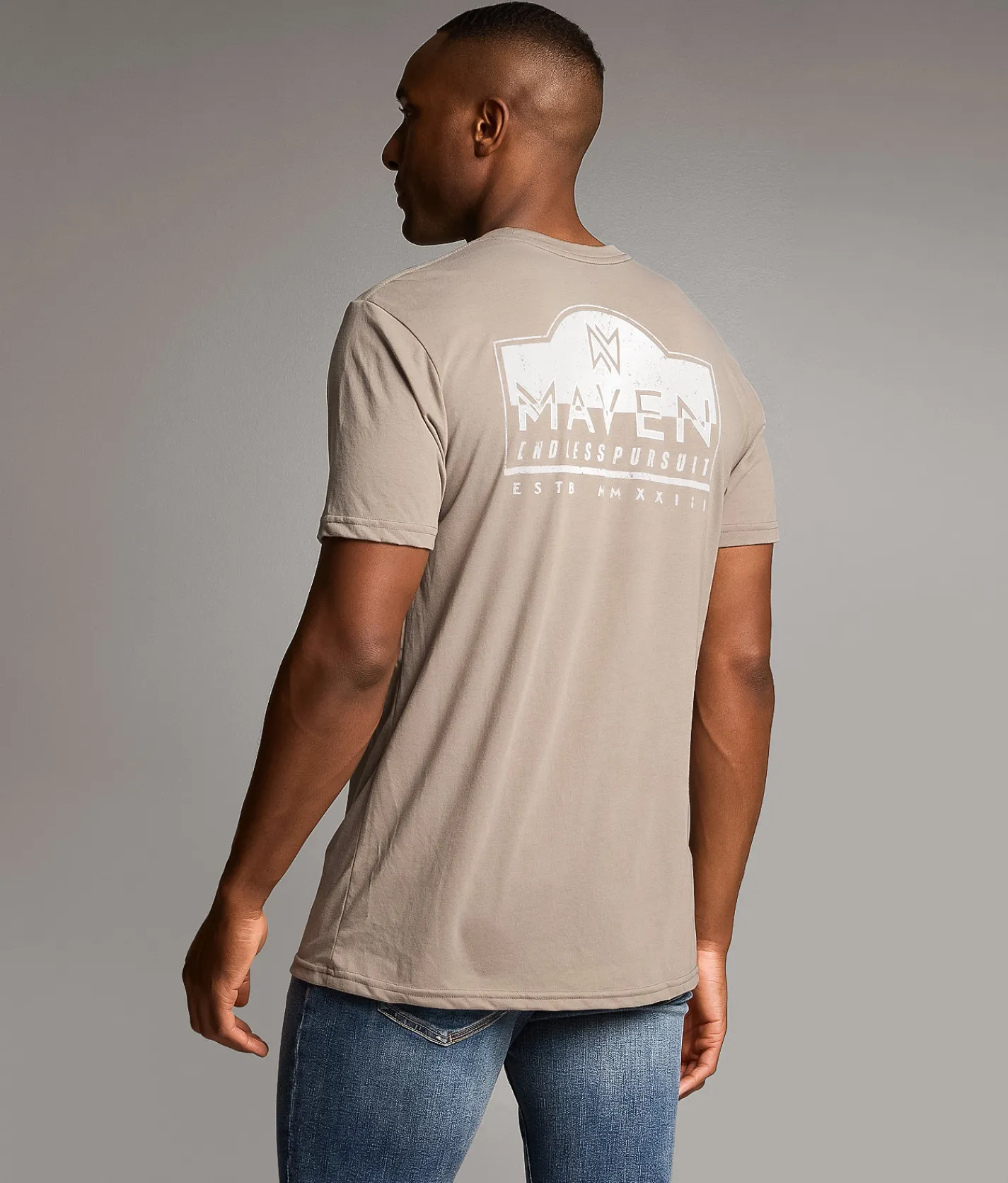 Maven Co-op Rustic Badge II T-Shirt Morning Dove Hot