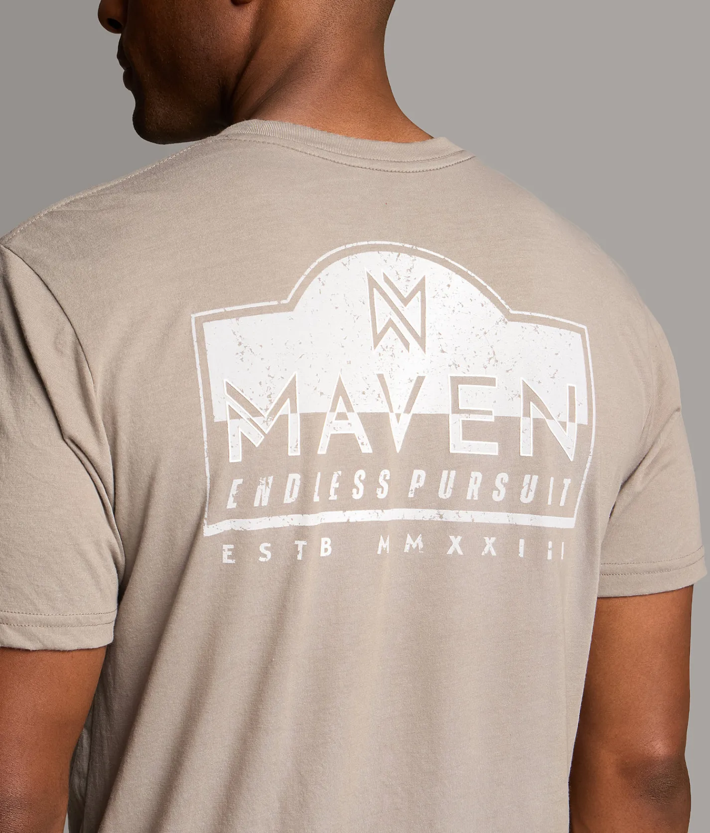 Maven Co-op Rustic Badge II T-Shirt Morning Dove Hot