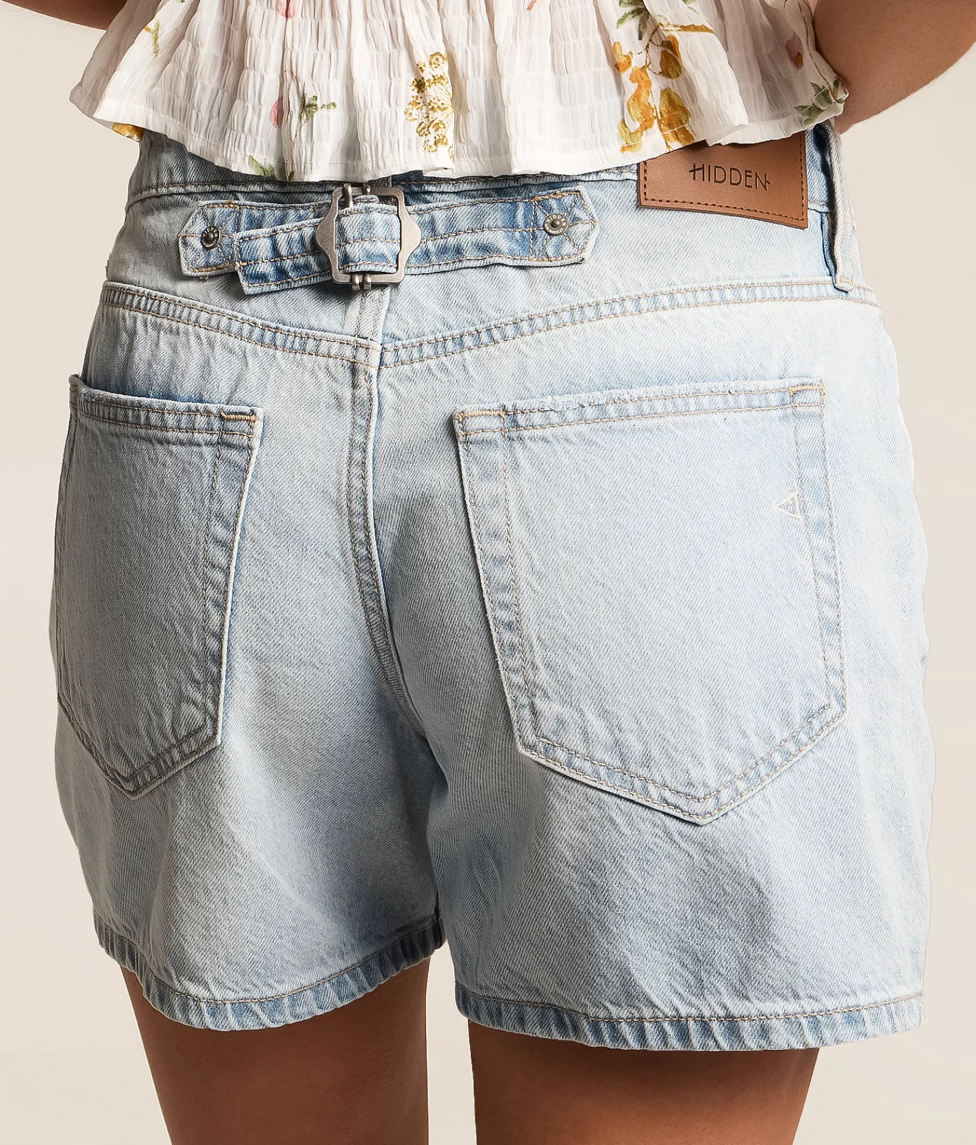 HIDDEN Sammie Barrel Short Point Sal Discount