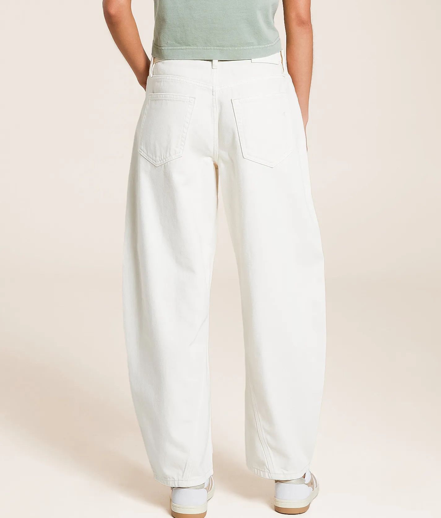 Bottoms | HIDDEN Sammie High Rise Barrel Jean Ecru