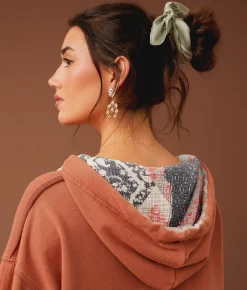 Gimmicks Scalloped Eyelet Hooded Sweatshirt Canyon Rose Best