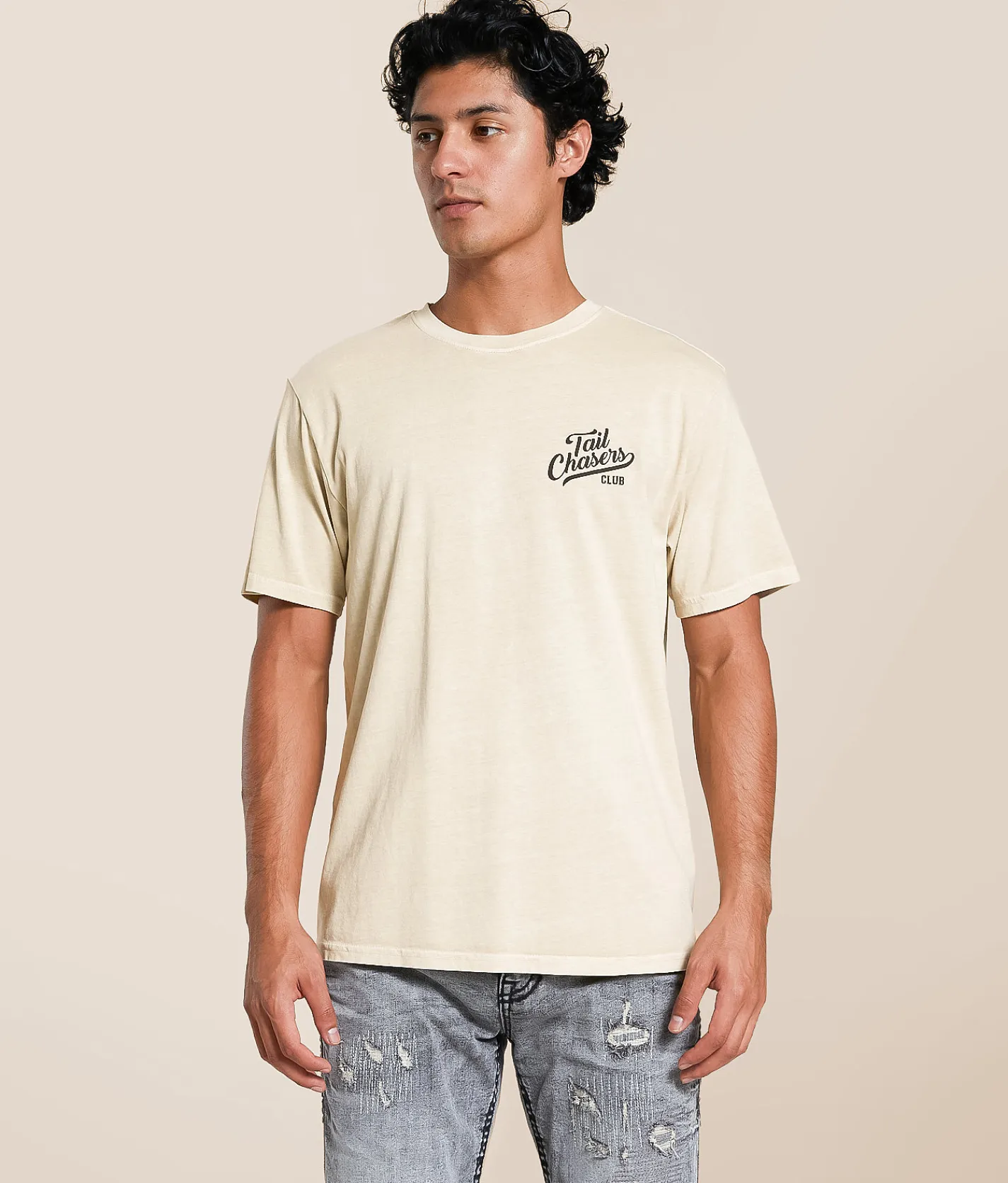 Tops|Graphic T-Shirts | Tail Chasers Club Searching T-Shirt Ivory