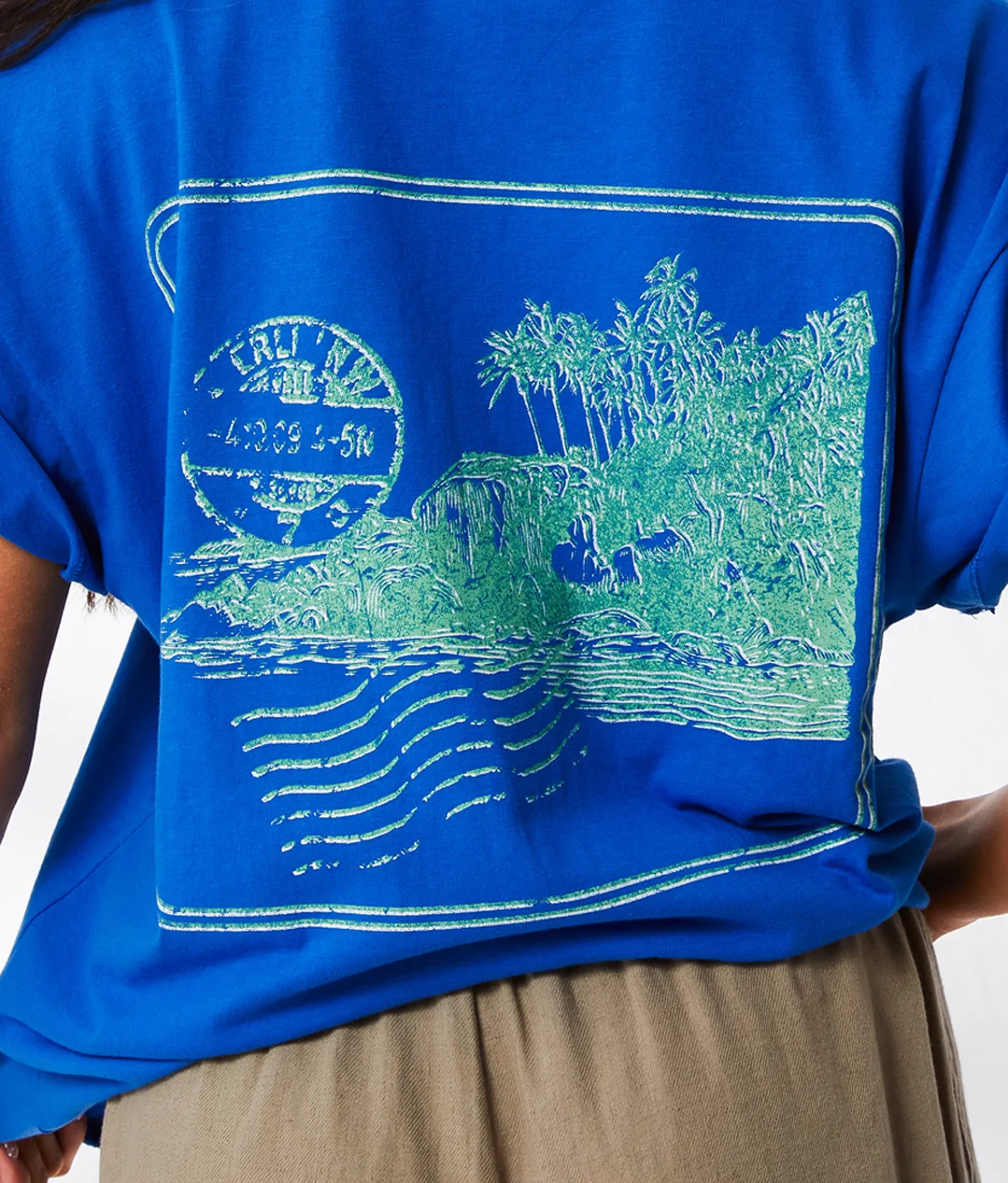 Tops | 33 Coastal Seaside Beach Oversized T-Shirt Strong Blue