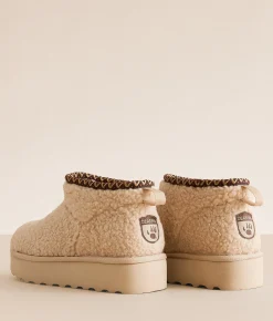 Bearpaw Snuggle Daphne Platform Boot Oat Sale