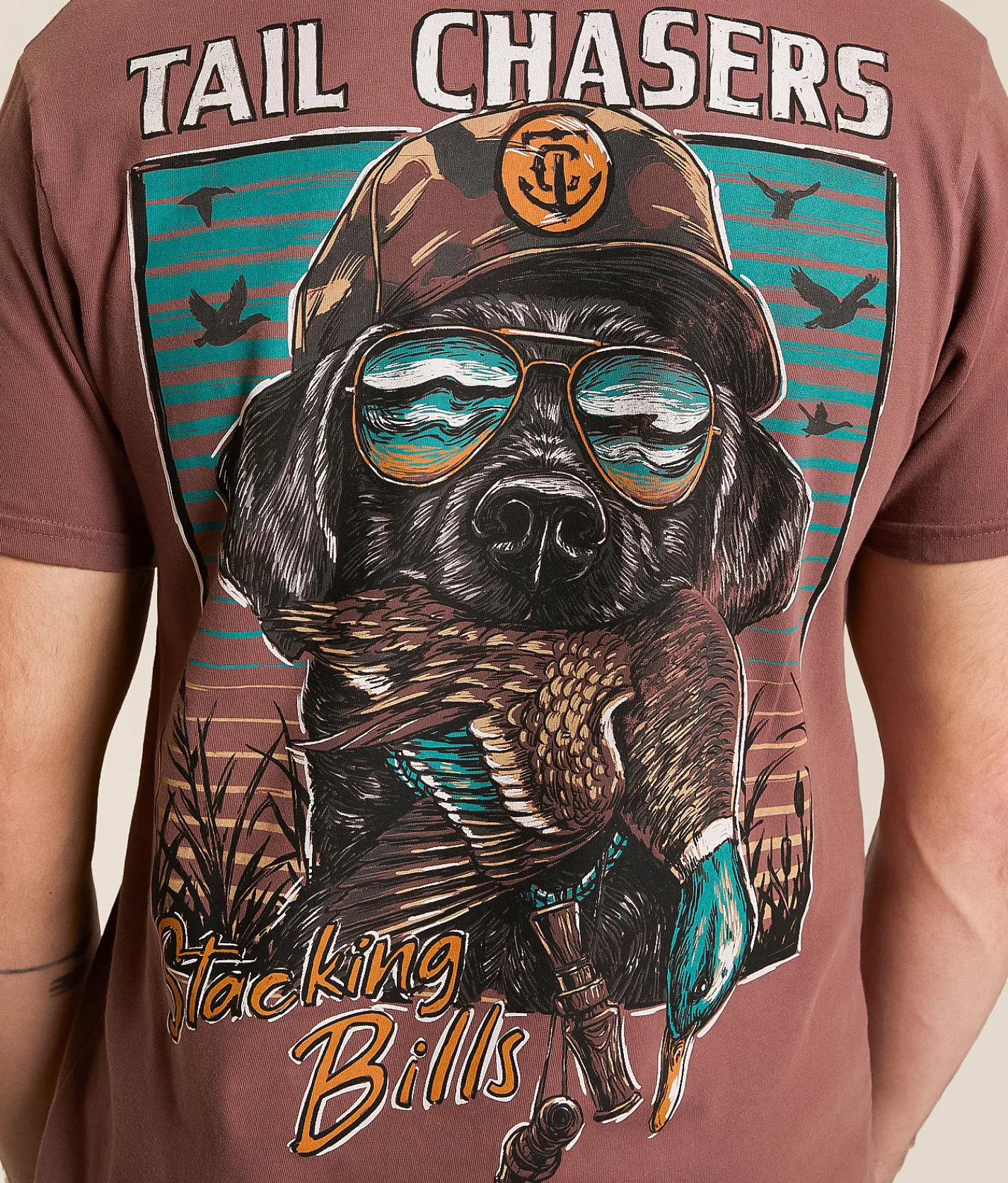 Tail Chasers Club Stacking Ducks T-Shirt Marron Pigment Dye Clearance