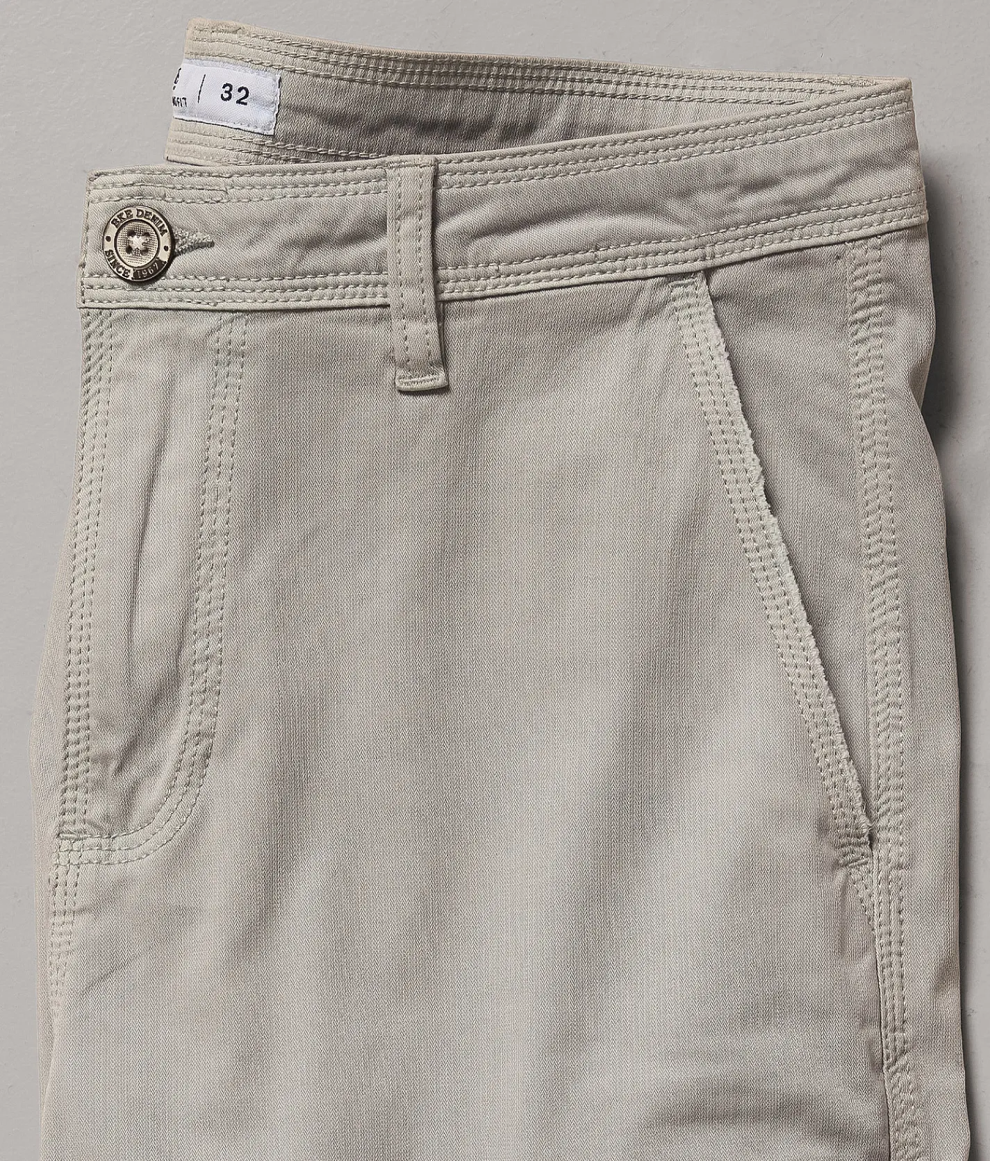 Bottoms|Shorts | BKE Standard Cargo Stretch Short Light Grey
