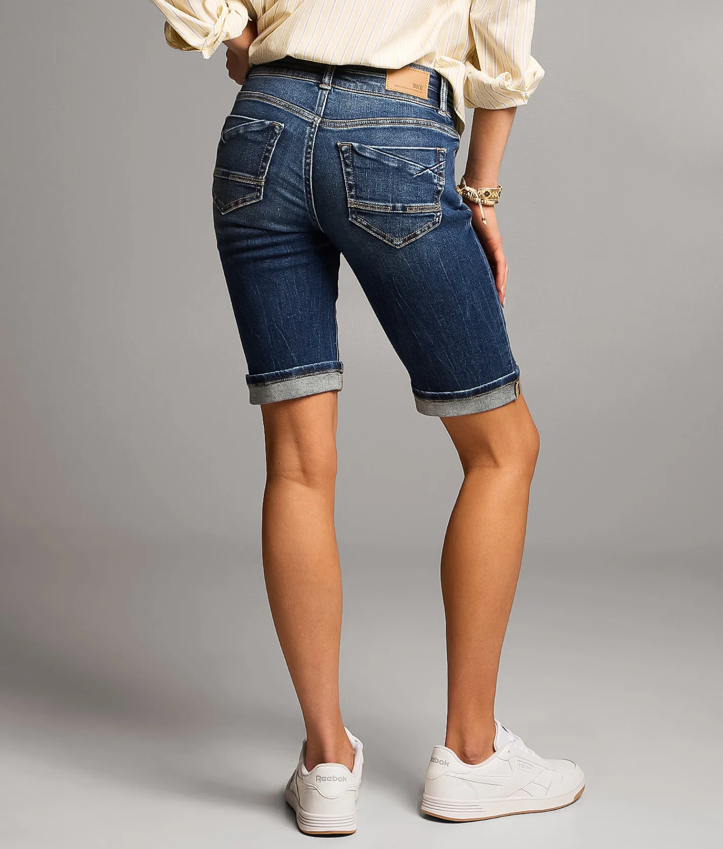 Shorts | BKE Stella Bermuda Stretch Short Mintle 8
