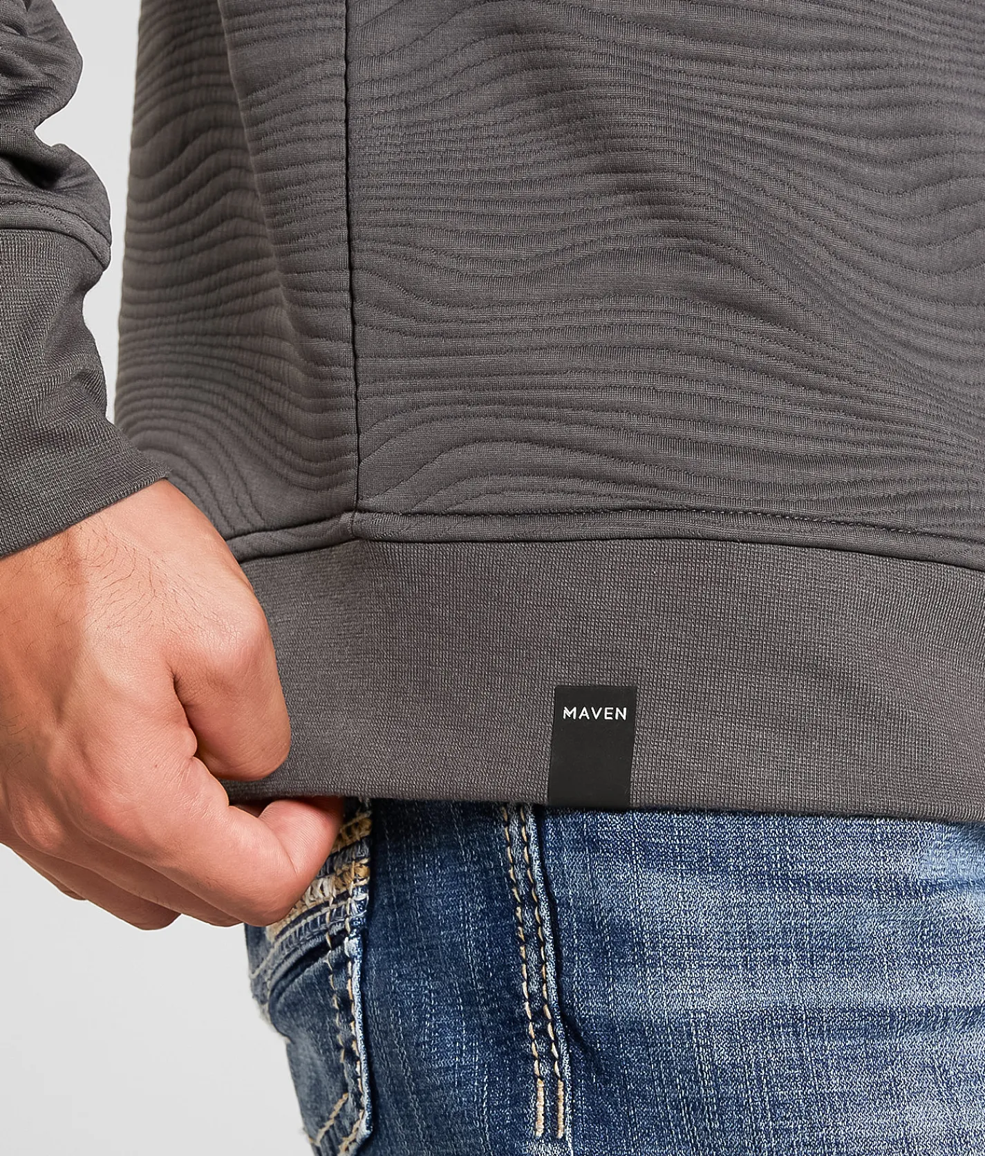 Maven Co-op Stratus Pullover Black Best