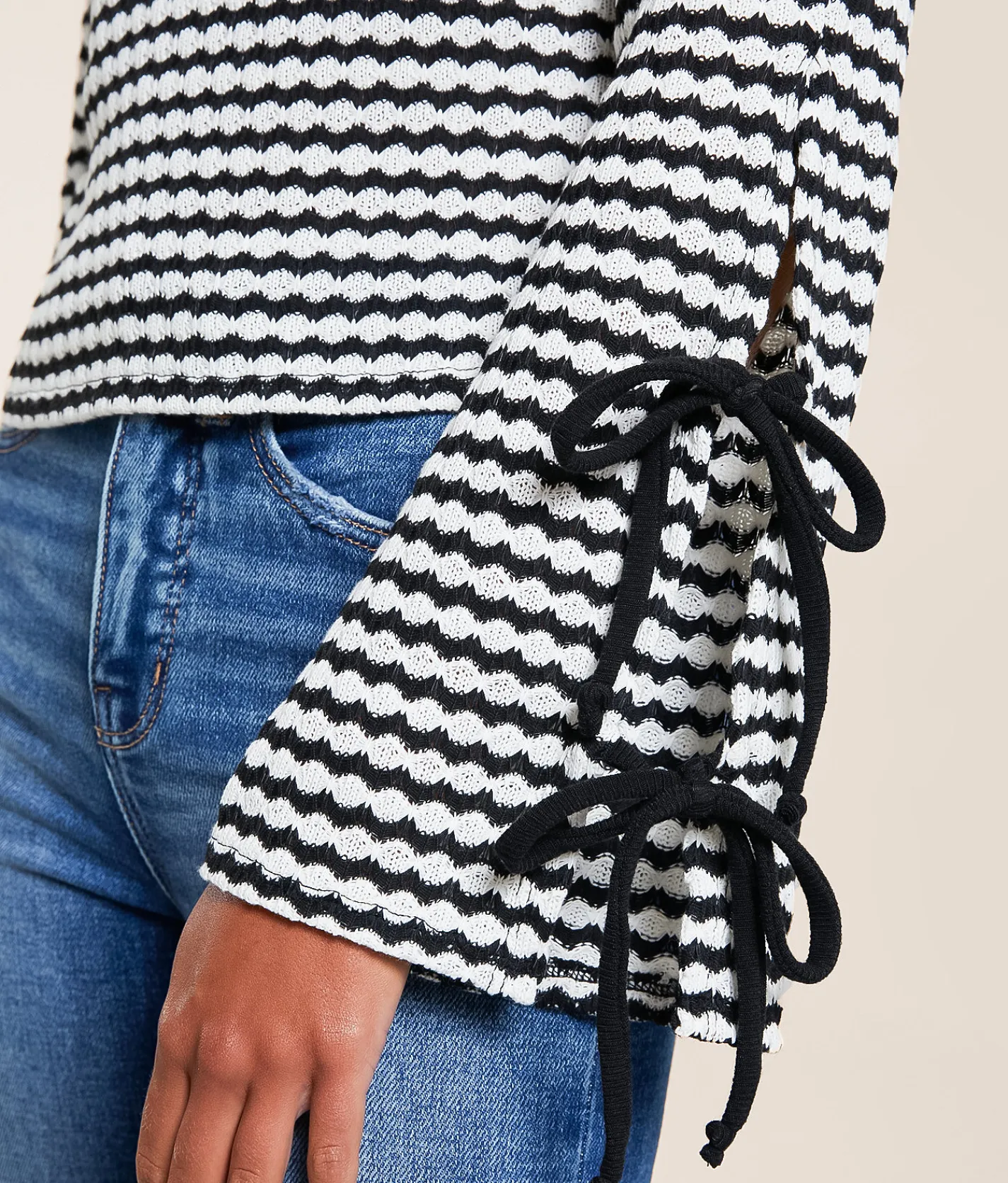Willow & Root Striped Top Black White Clearance