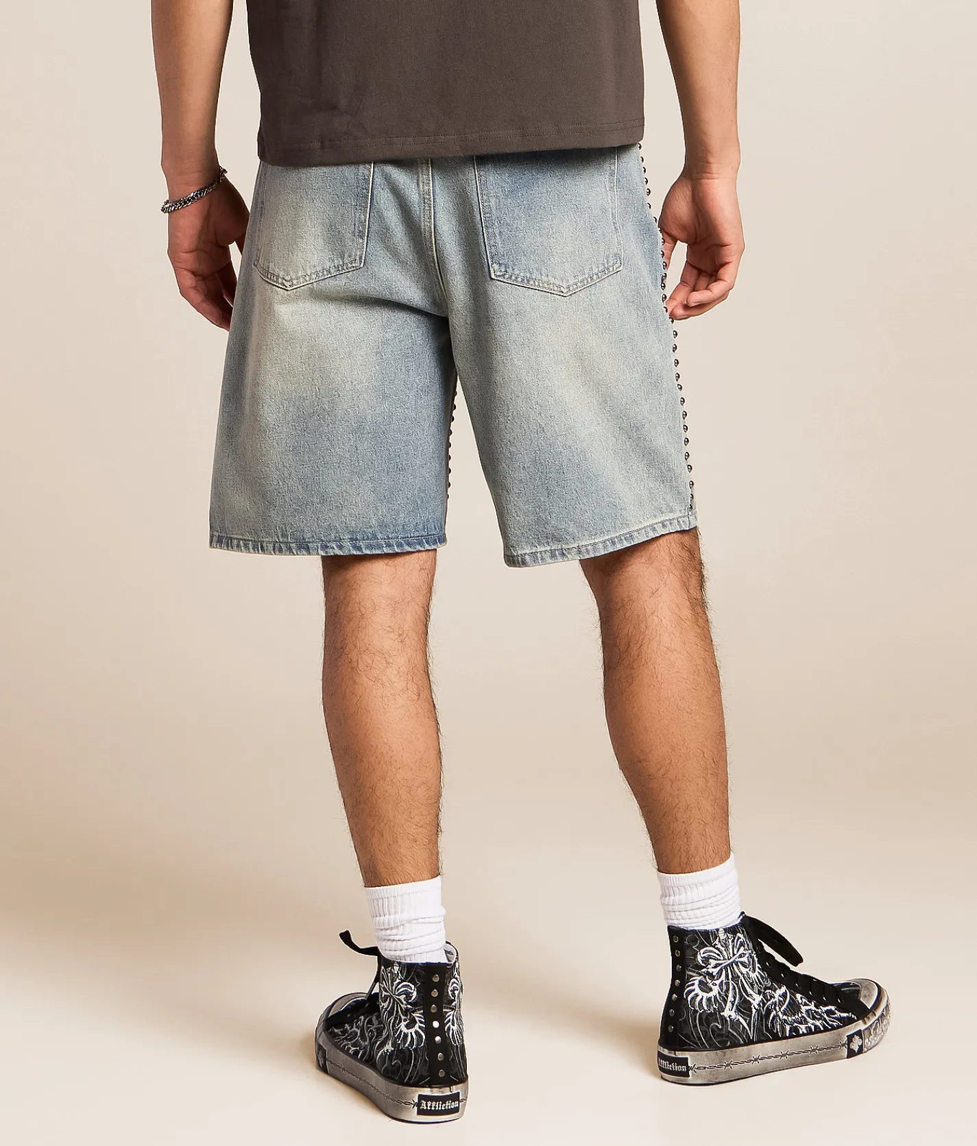 Caliber Studded Baggy Short Light Blue Hot