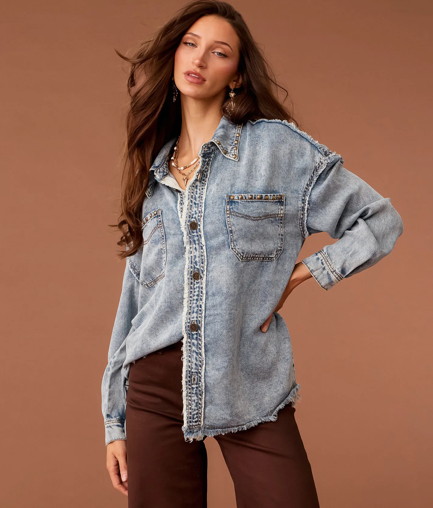 Sterling & Stitch Studded Western Chambray Shirt Light Wash