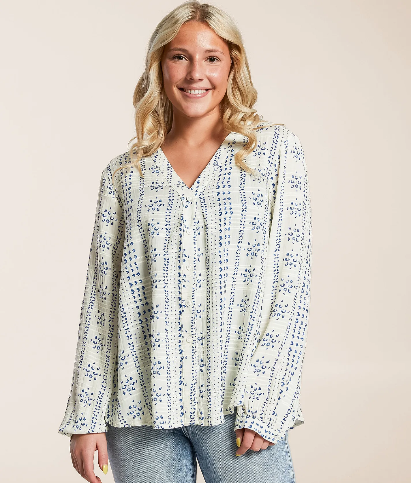 Tops | En Creme Textured Blouse Ivory Blue