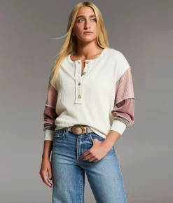 BKE Textured Henley Top Gardenia Best