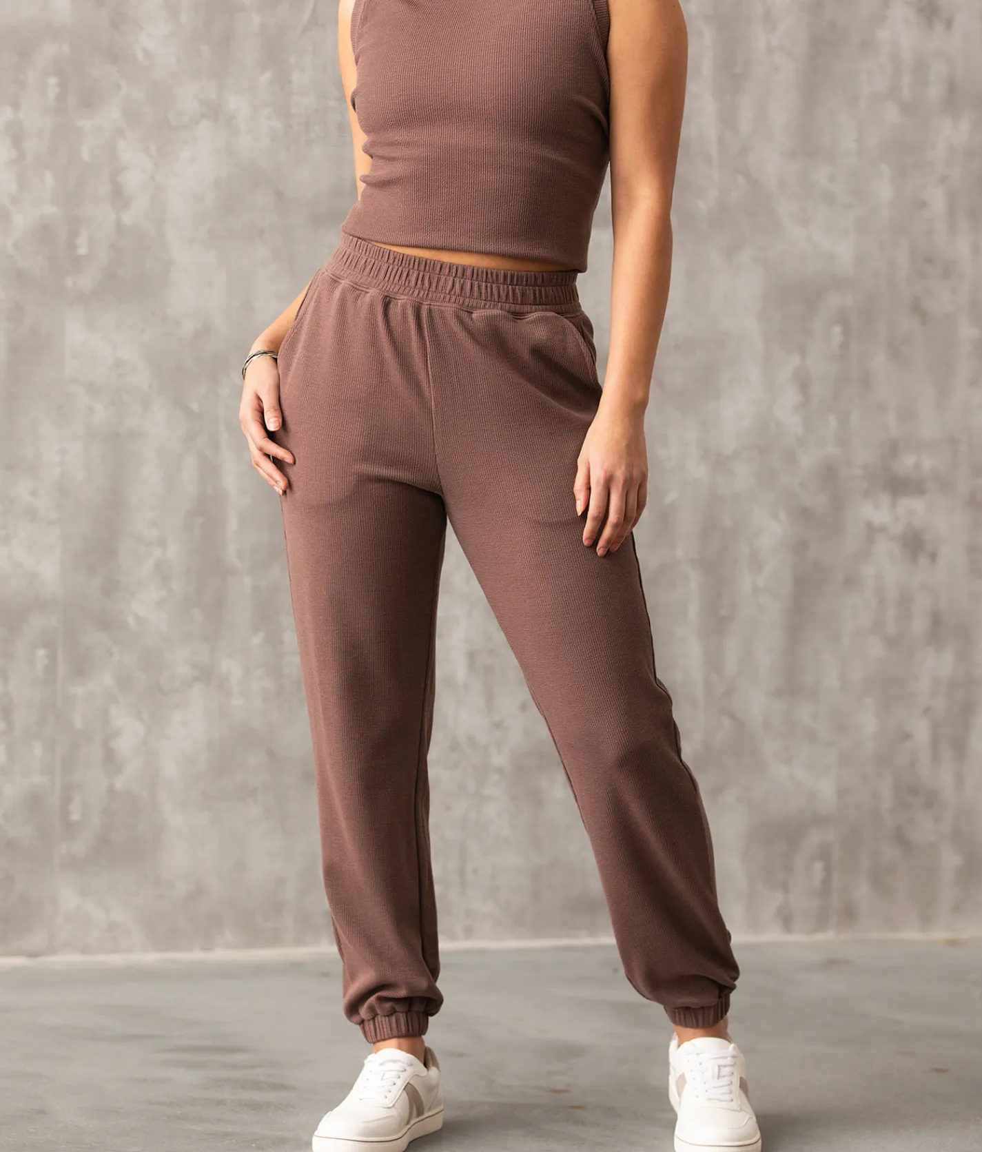 Buckle Black Textured Jogger Deep Taupe Hot