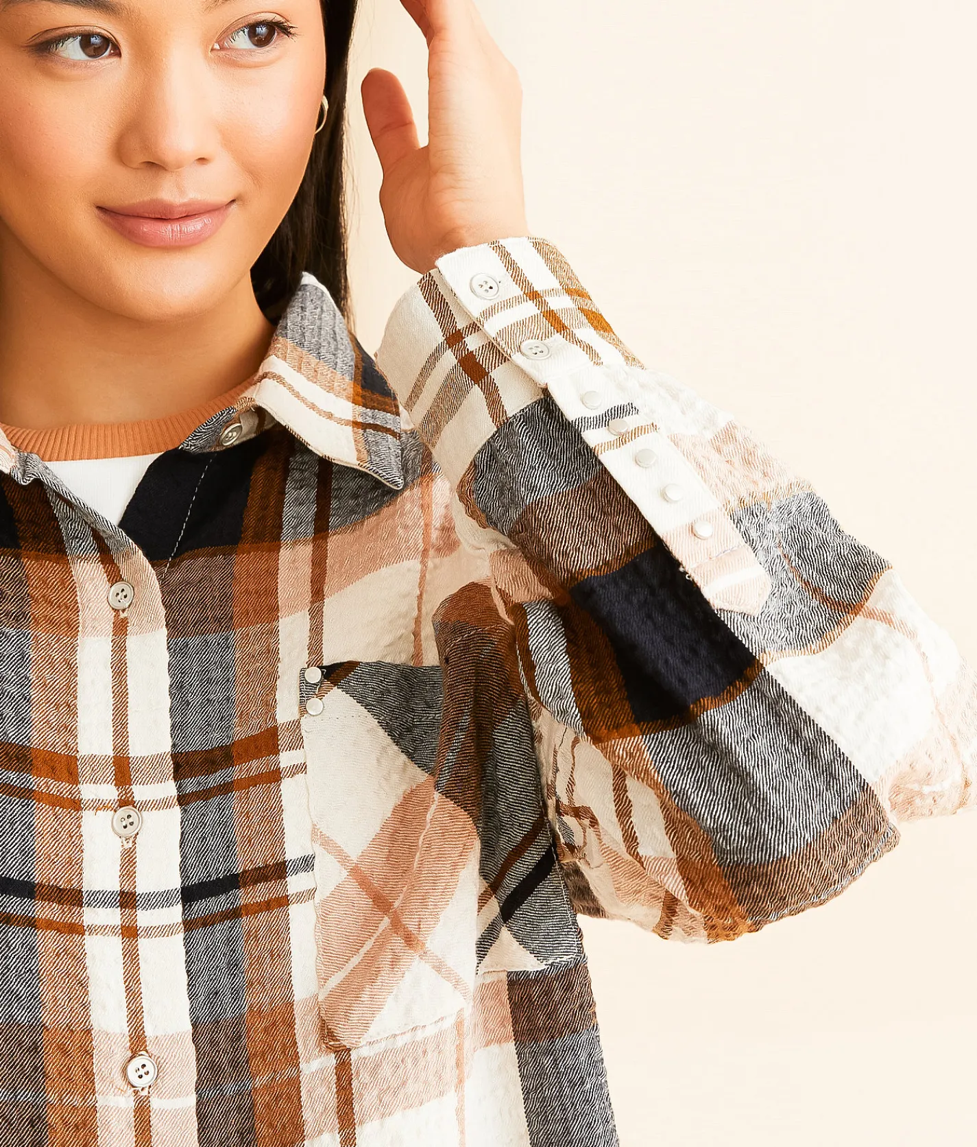 BKE Textured Plaid Shirt Navy Cream Hot