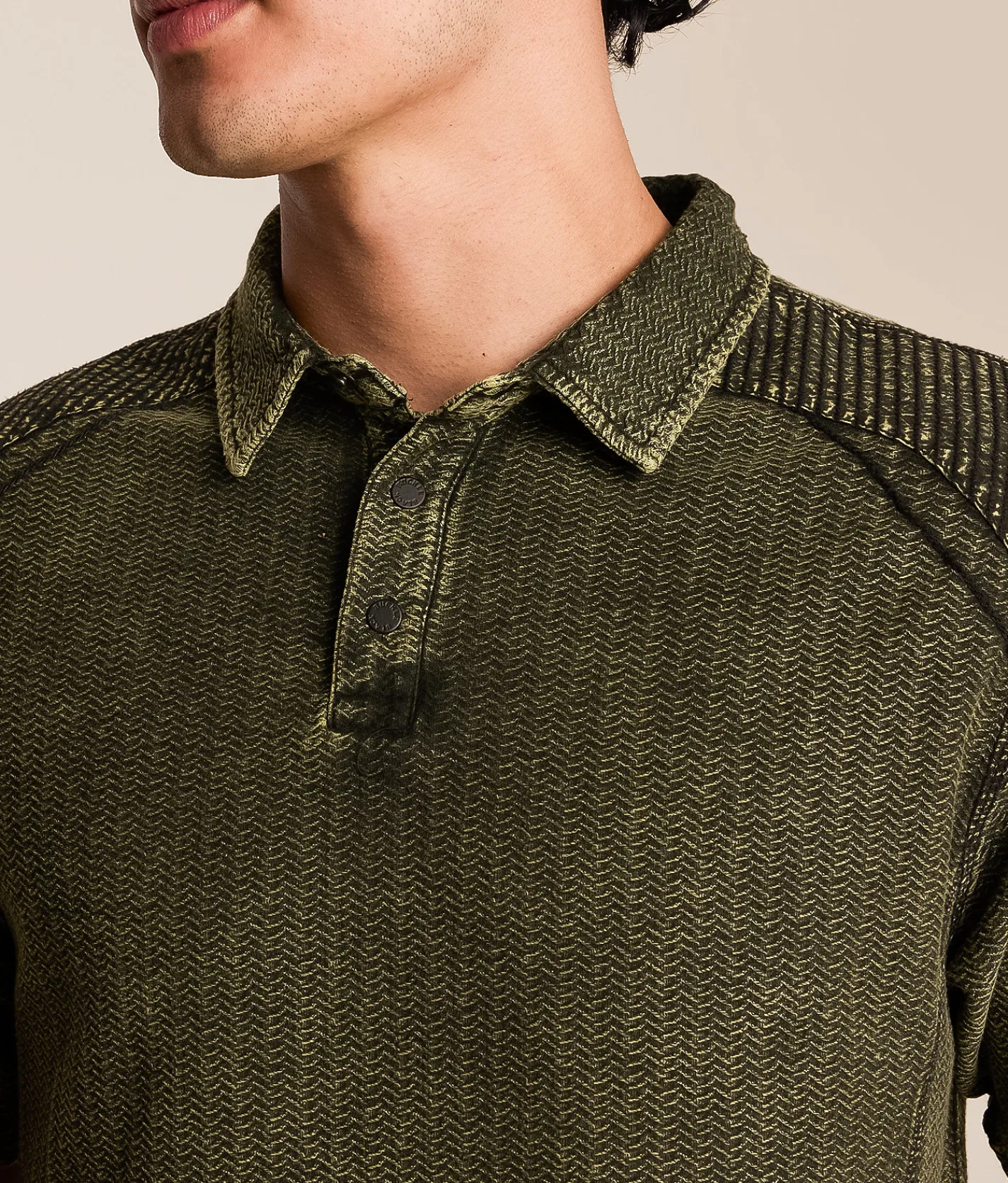 Buckle Black Textured Polo Green New