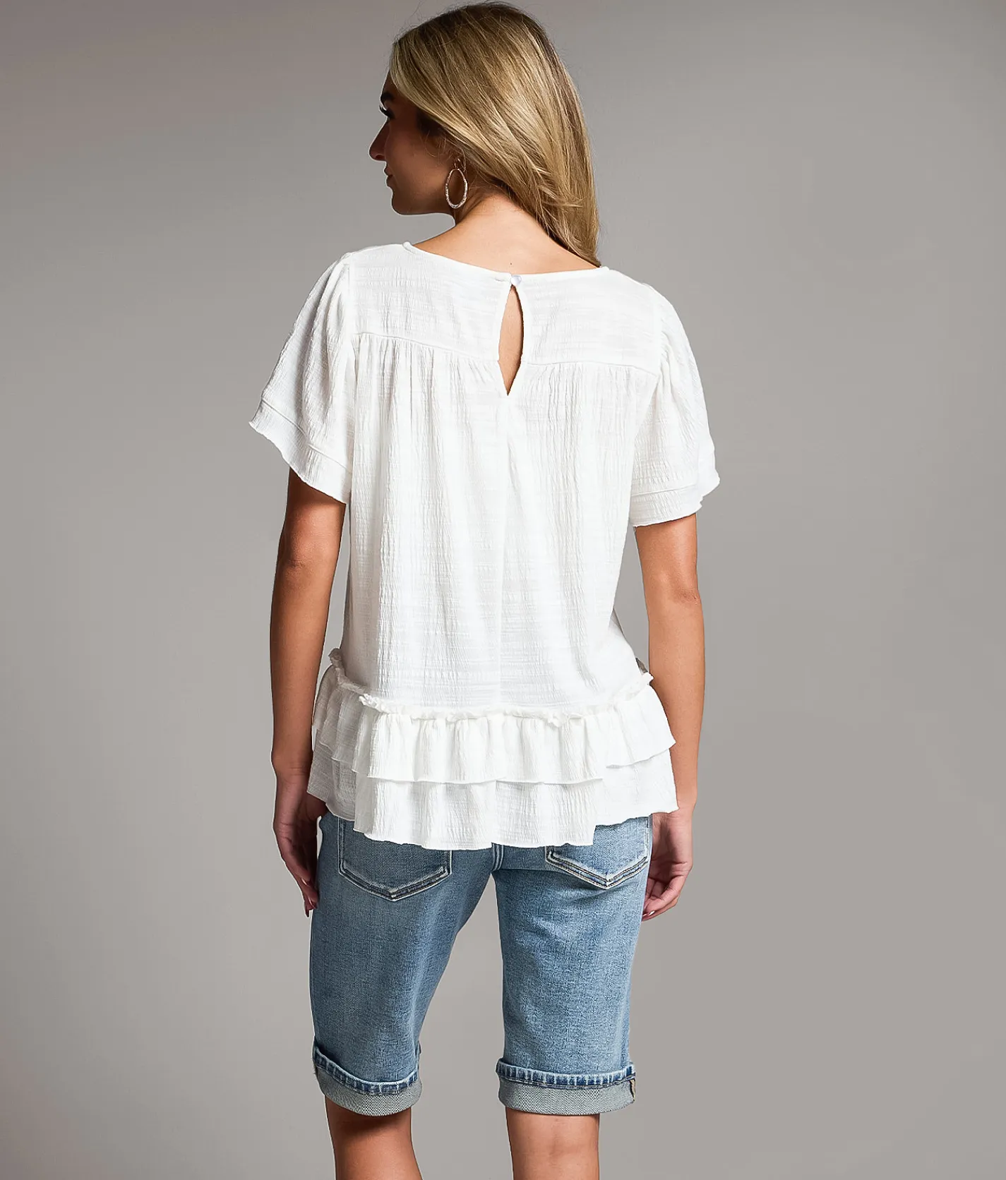 Tops | BKE Textured Ruffle Top White