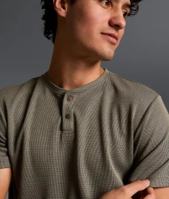 Outpost Makers Textured Snap Henley Green Outlet