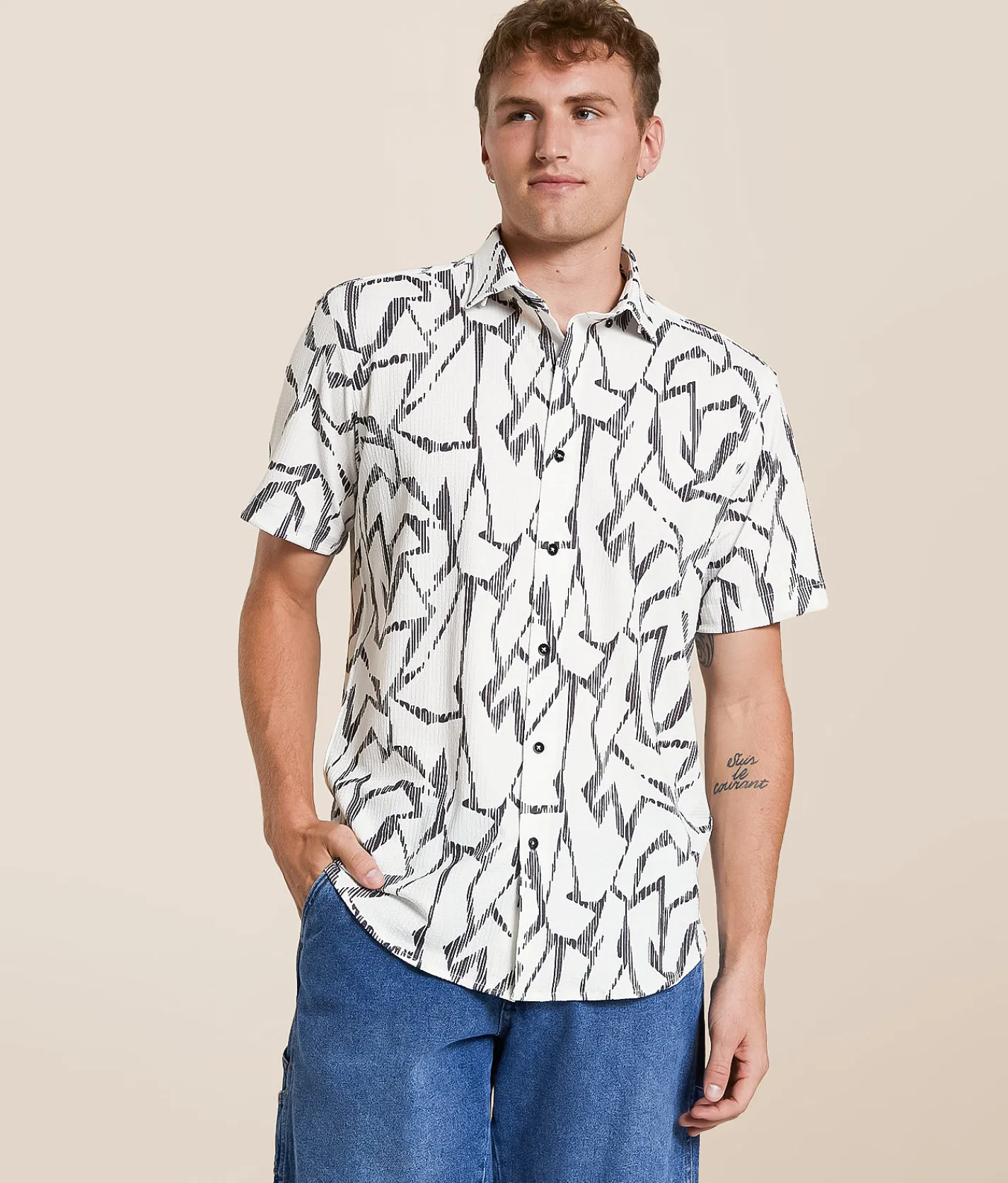 Johnny Q Textured Stretch Shirt White Black