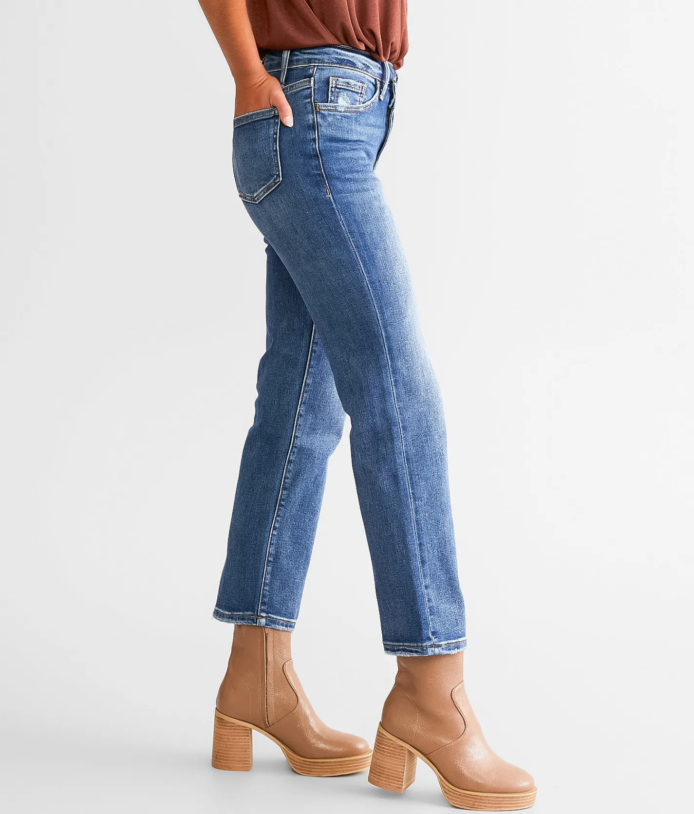 Willow & Root The Everyday Cropped Straight Stretch Jean Calantha Clearance