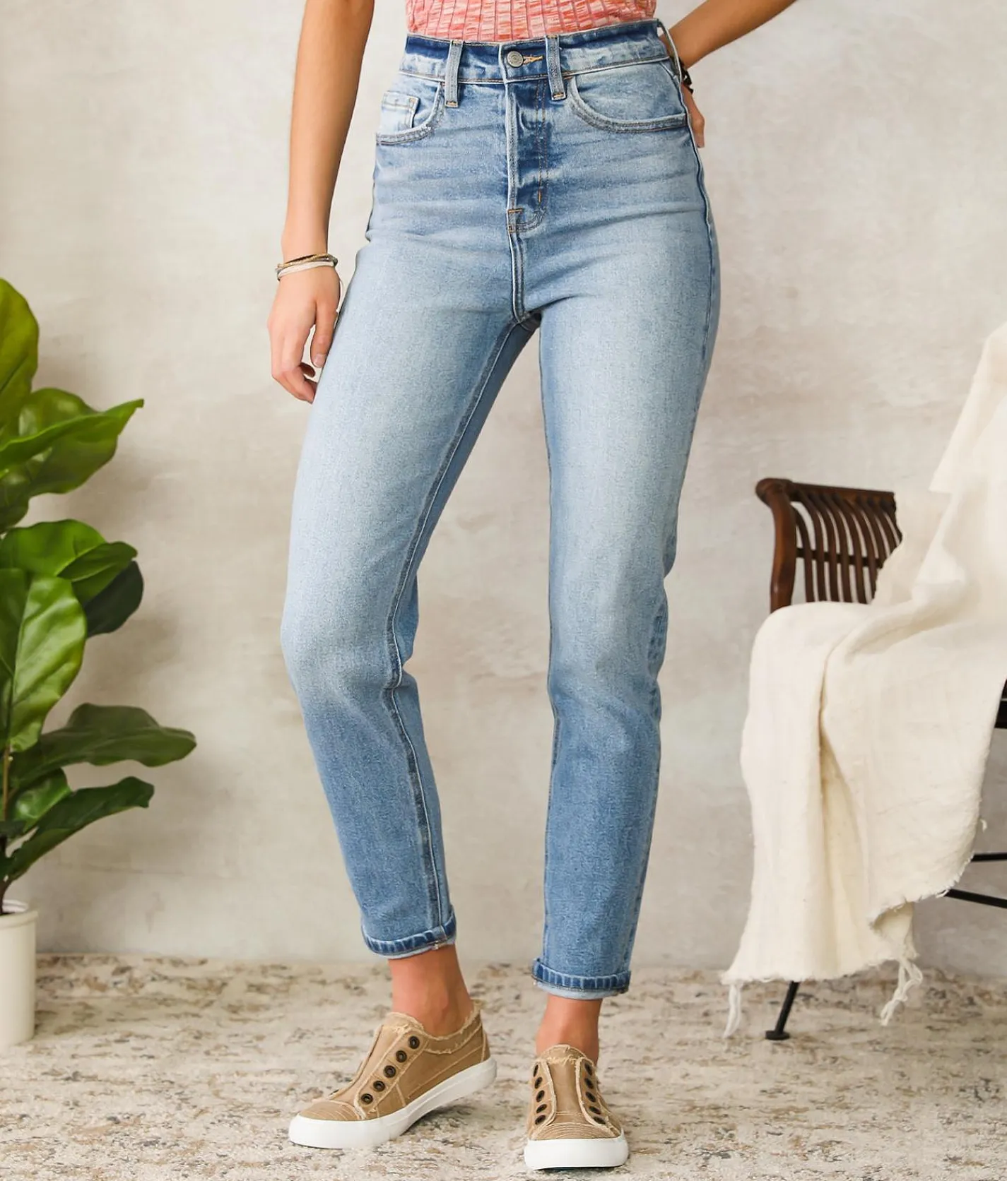 Willow & Root The Mom Jean Iris