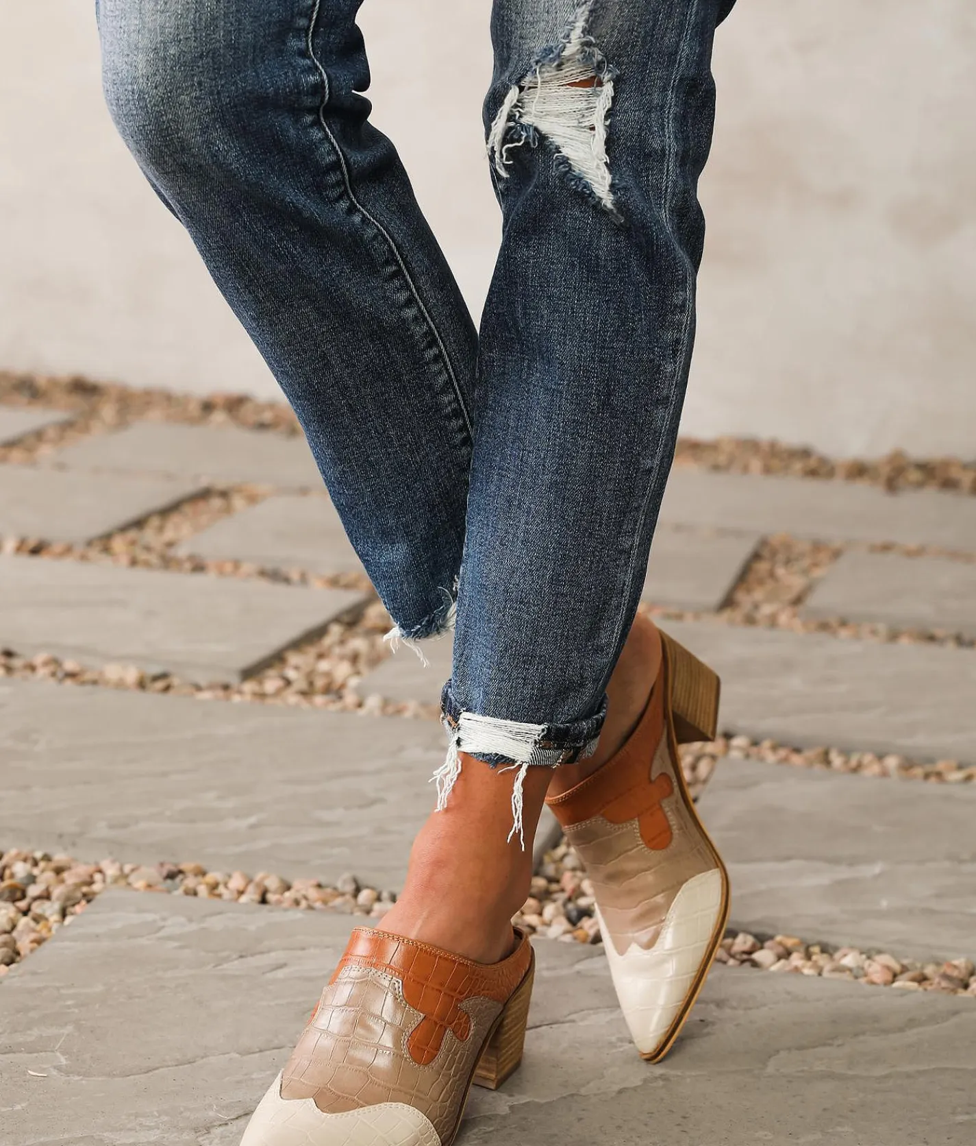 Willow & Root The Mom Jean Briar Discount