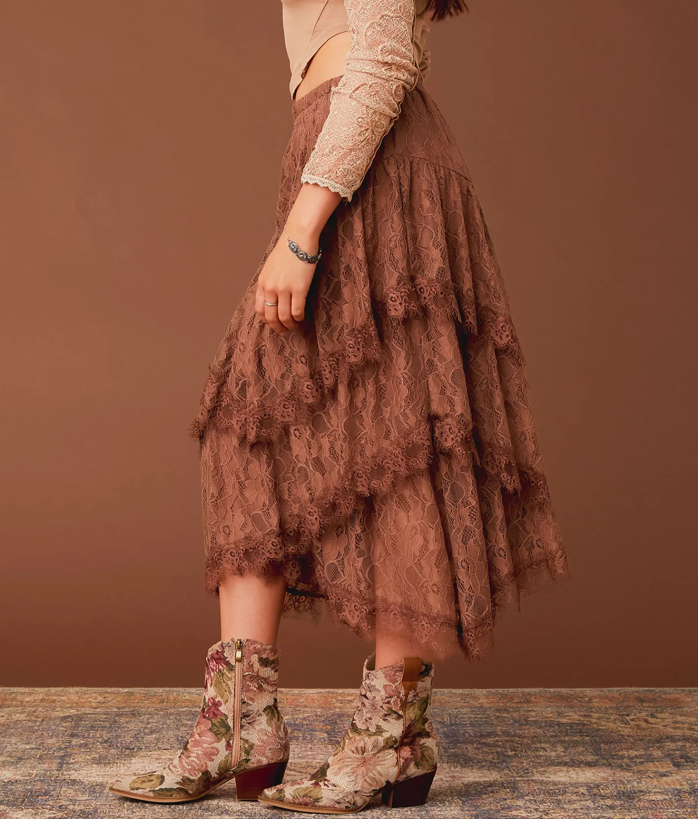 Gimmicks Tiered Eyelash Lace Midi Skirt Nutmeg Online