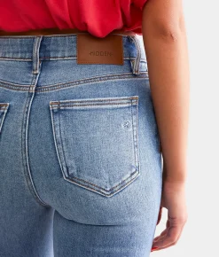 HIDDEN Tracey Cropped Straight Jean Medium Clearance