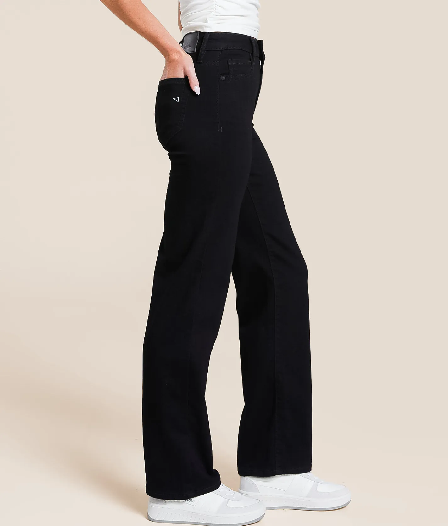 HIDDEN Tracey Straight Stretch Jean Black Clearance