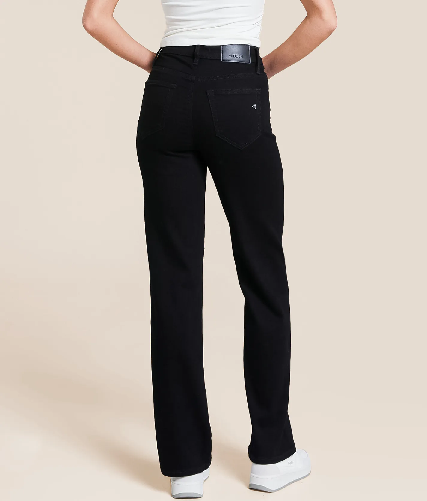 HIDDEN Tracey Straight Stretch Jean Black Clearance