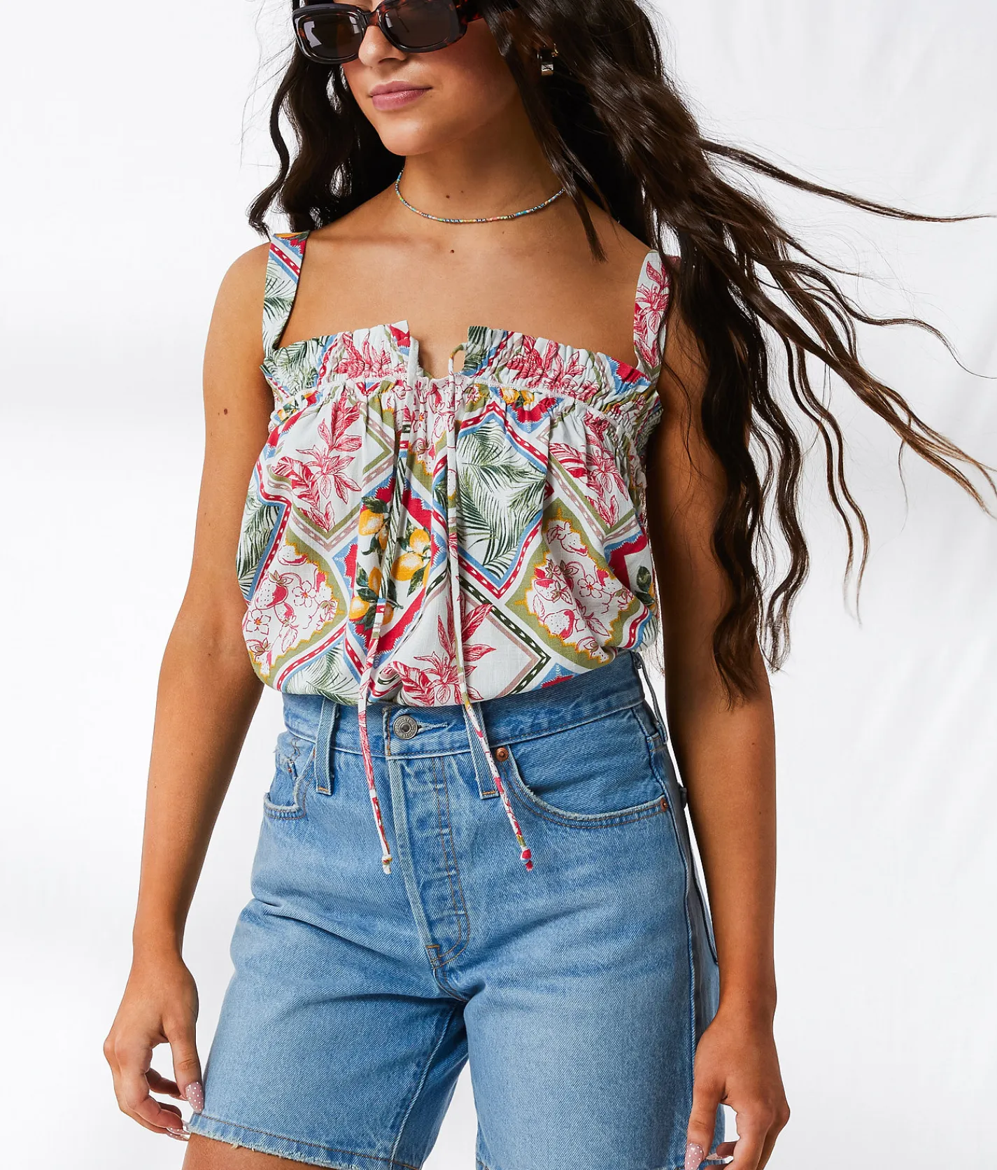 33 Coastal Tropical Tank Top Cream Multi Clearance