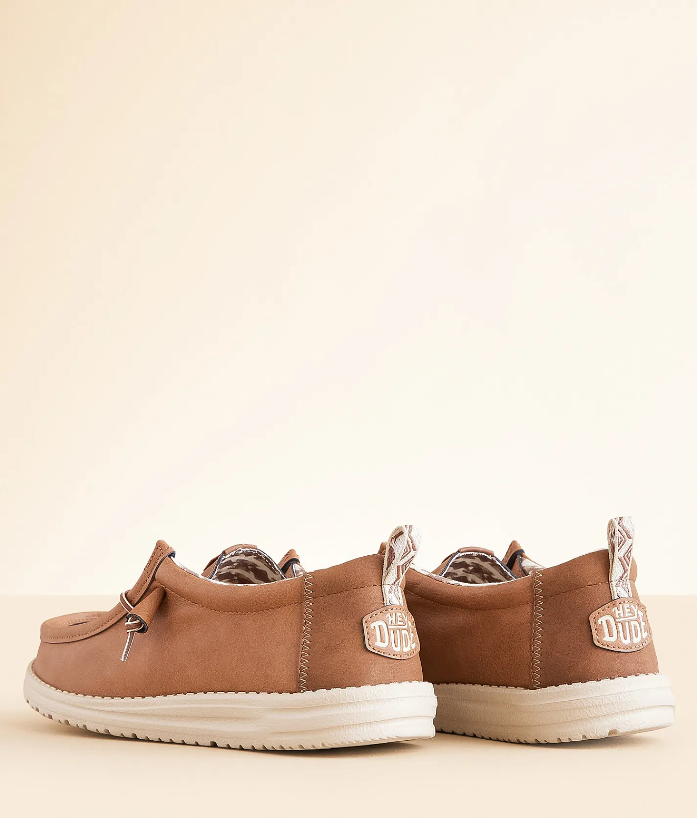 Shoes | HEYDUDE™ Wally Duck Leather Shoe Cognac
