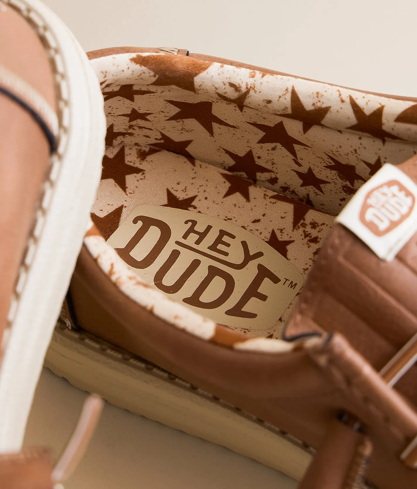 Shoes | HEYDUDE™ Wally Embossed Flag Leather Shoe Cognac