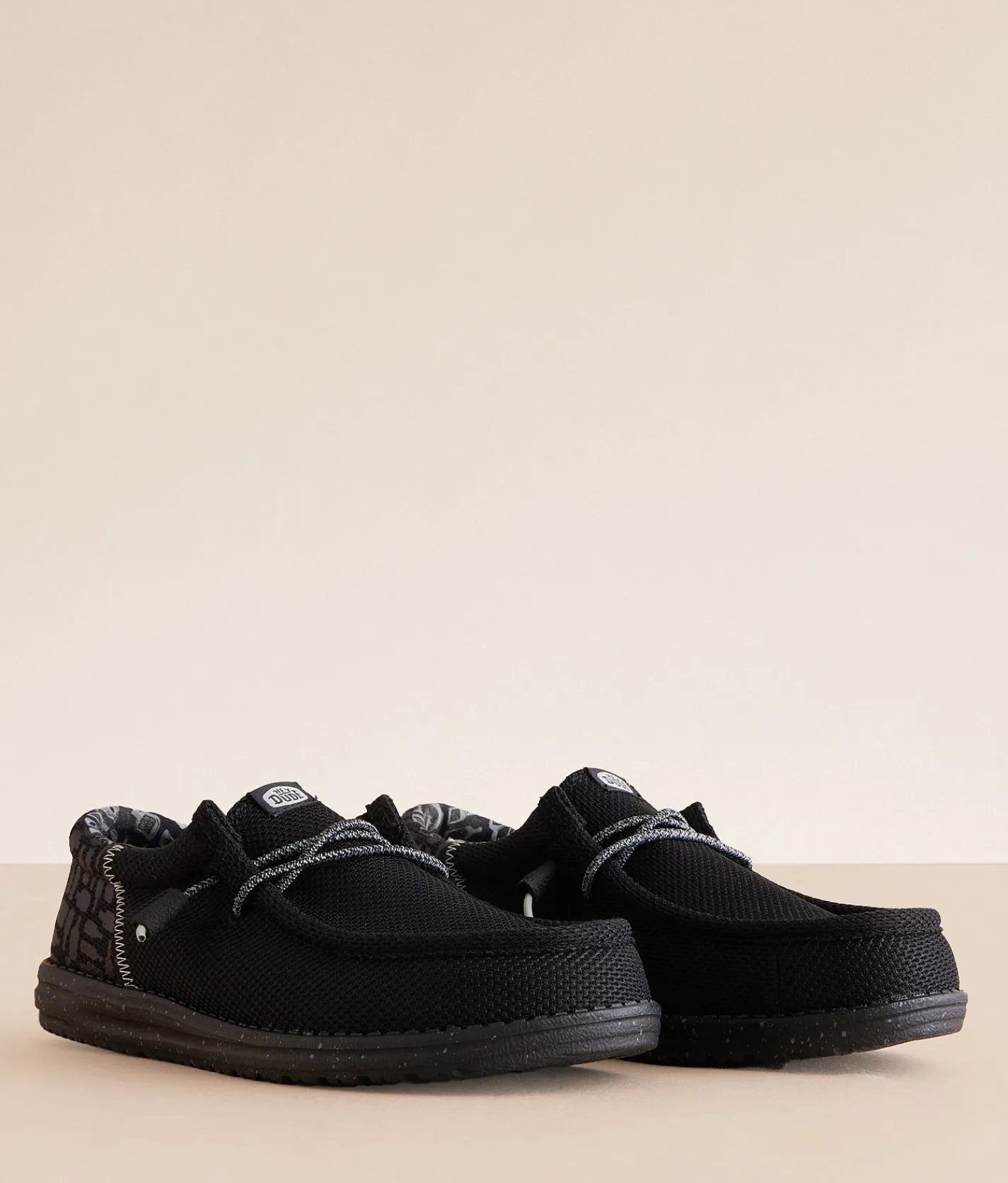 HEYDUDE™ Wally Funk Brew Shoe Grey Black Hot