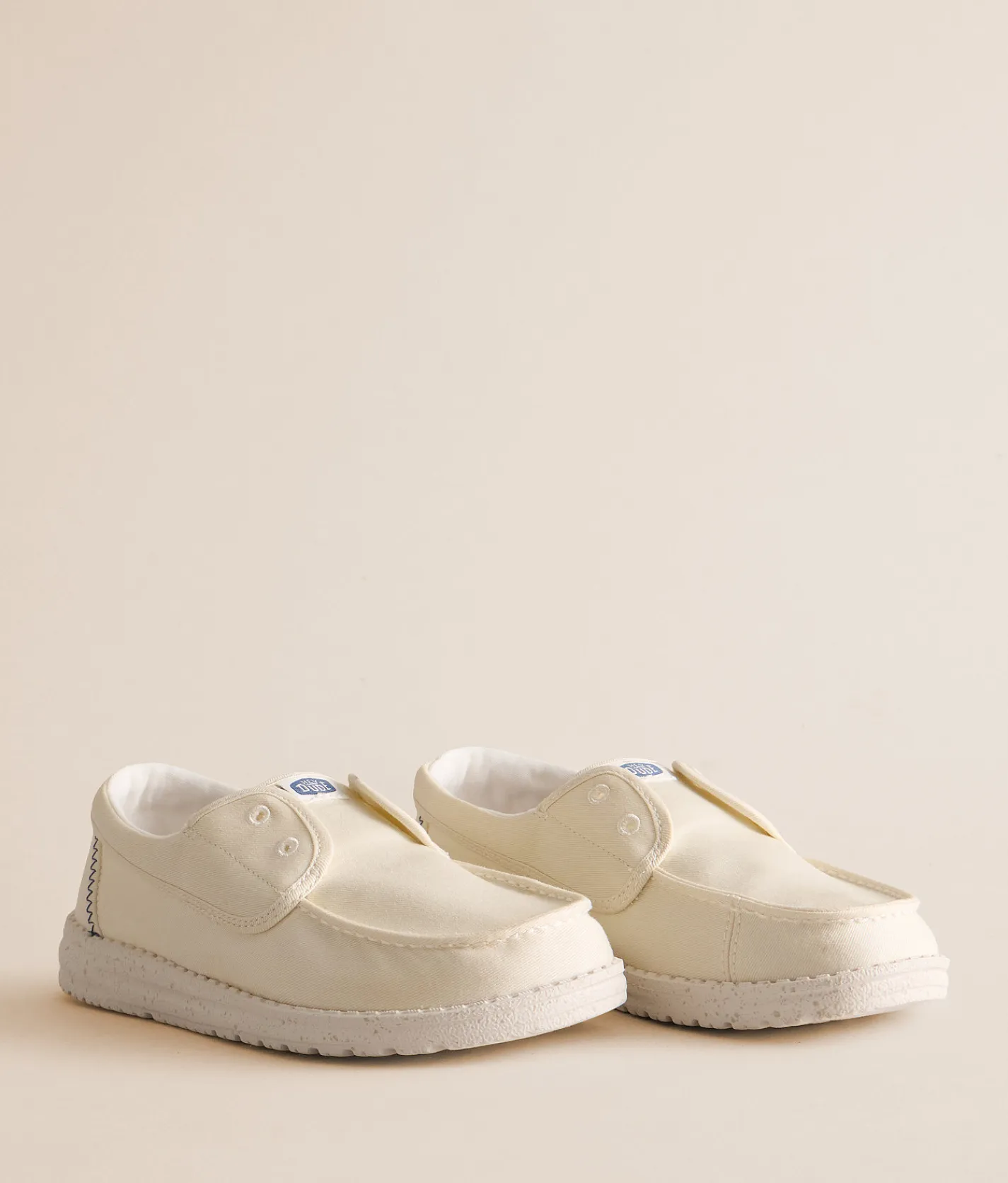 HEYDUDE™ Wendy Cru Stretch Canvas Shoe Snow White