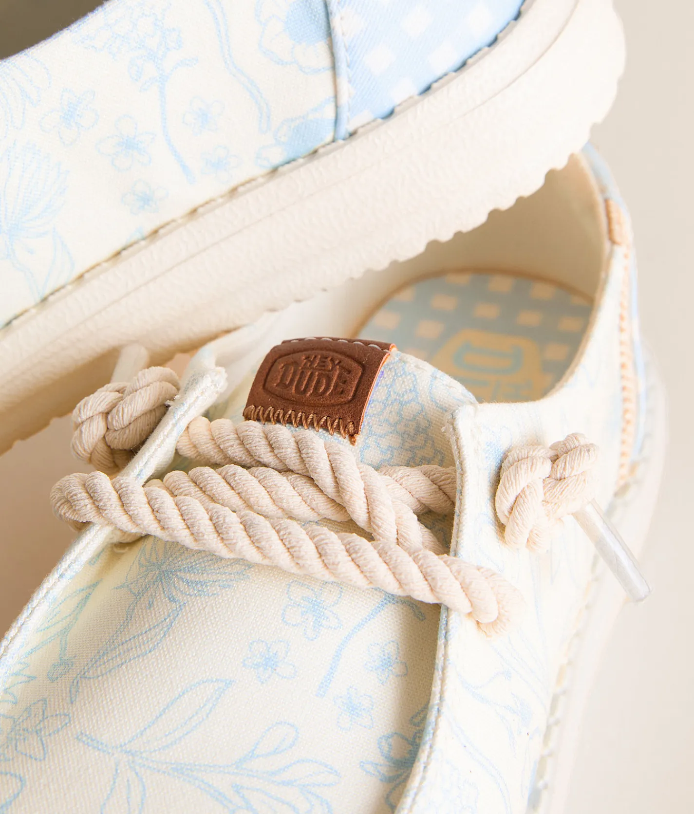 HEYDUDE™ Wendy Garden Floral Shoe Skyway Hot