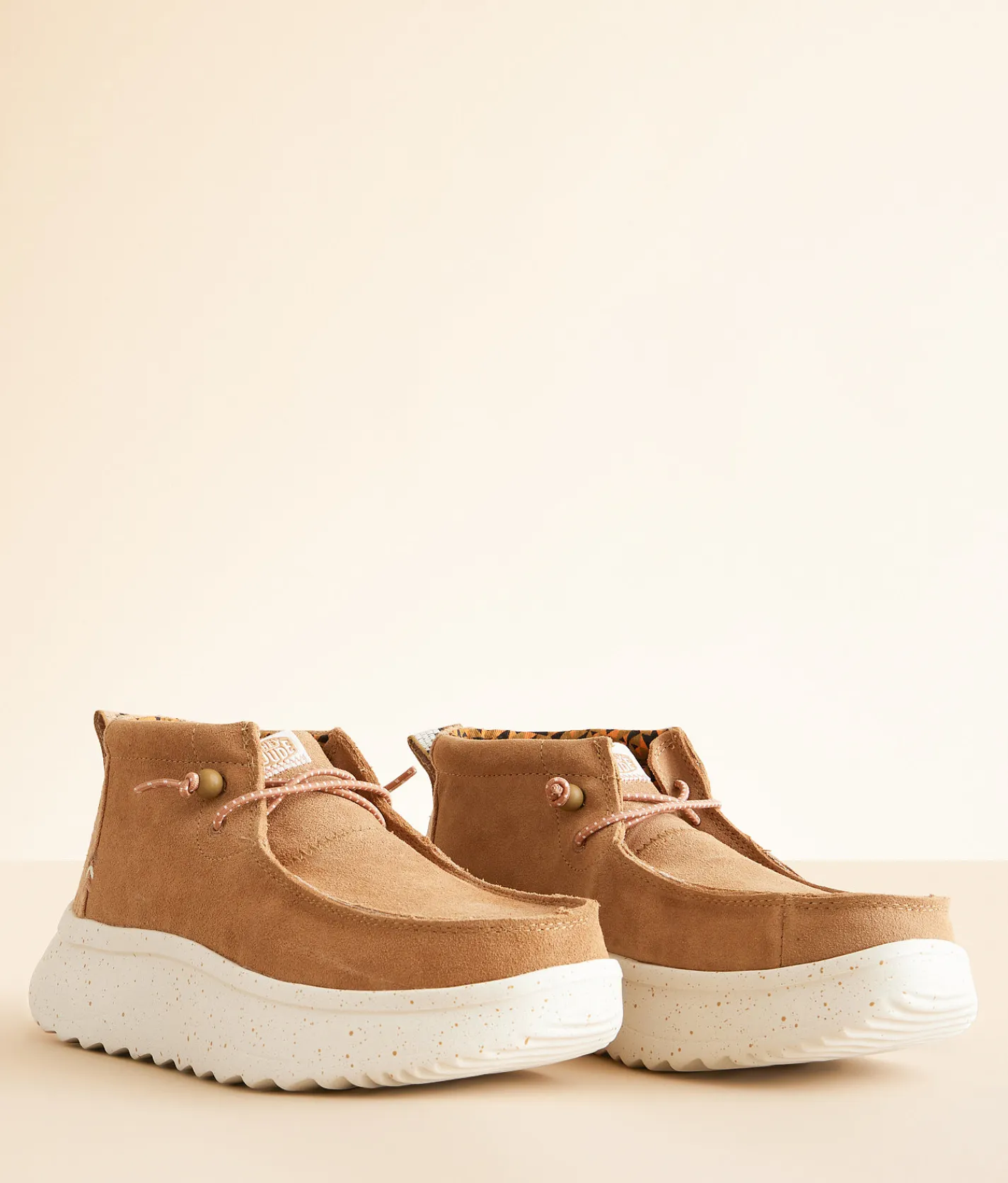 HEYDUDE™ Wendy Peak Hi Suede Shoe Chestnut Outlet