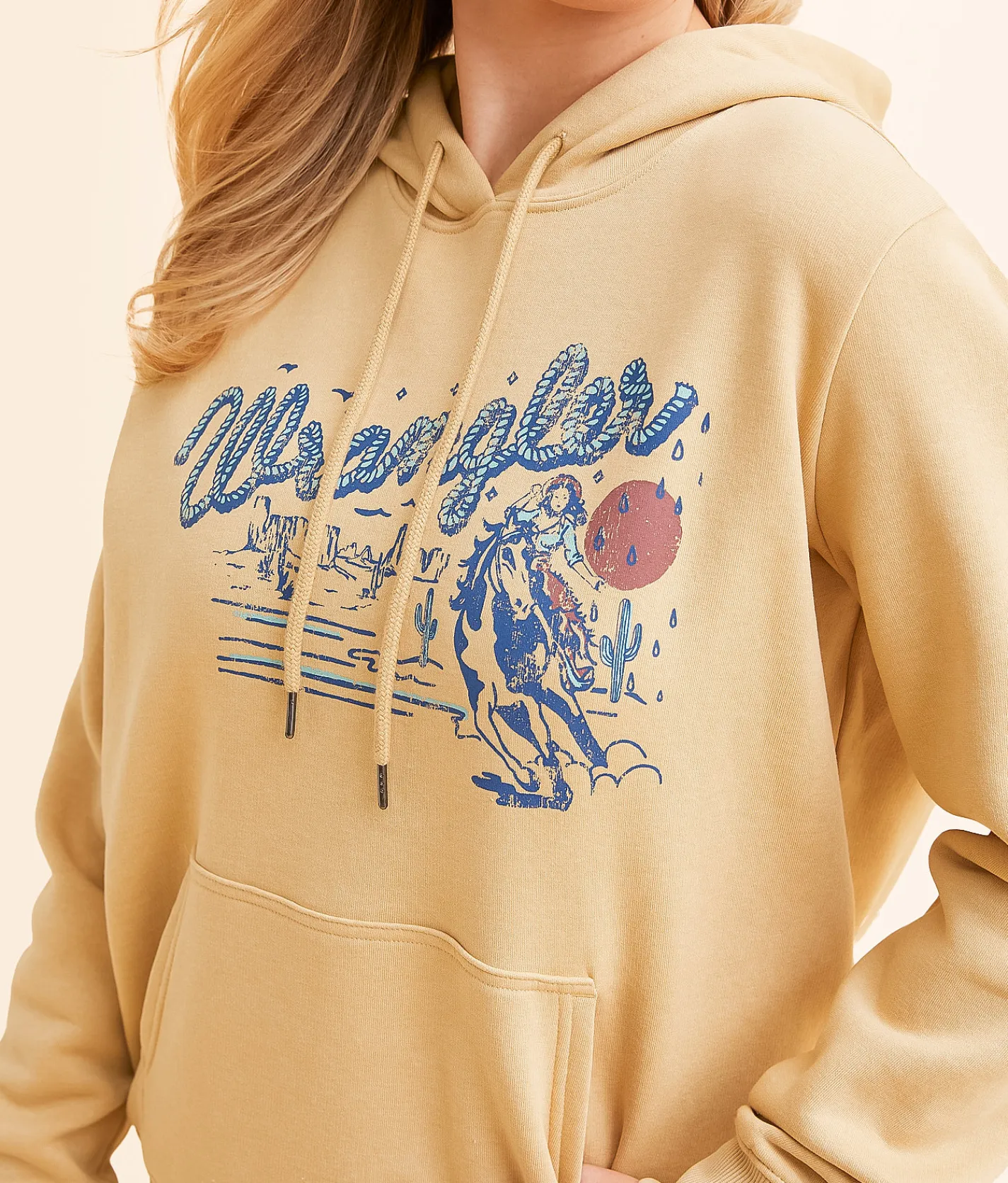 Wrangler® Western Hooded Sweatshirt Croissant New
